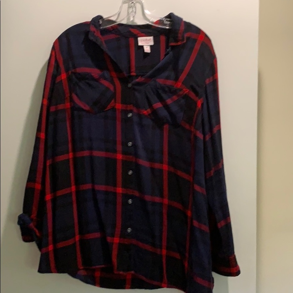 Perfect Fall Maternity Shirt!